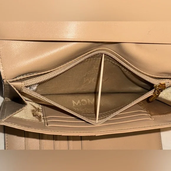 MCM Black Wallet/Unbranded Chain Can Be used as Wallet/Crossbody/Over Shoulder - Picture 9 of 16